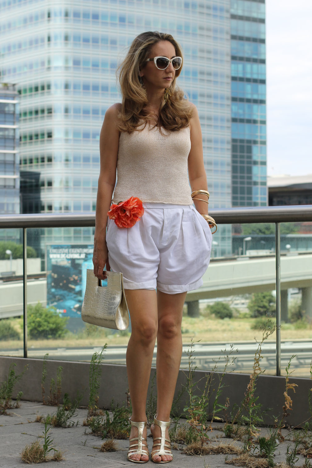 outfit-white-shorts2